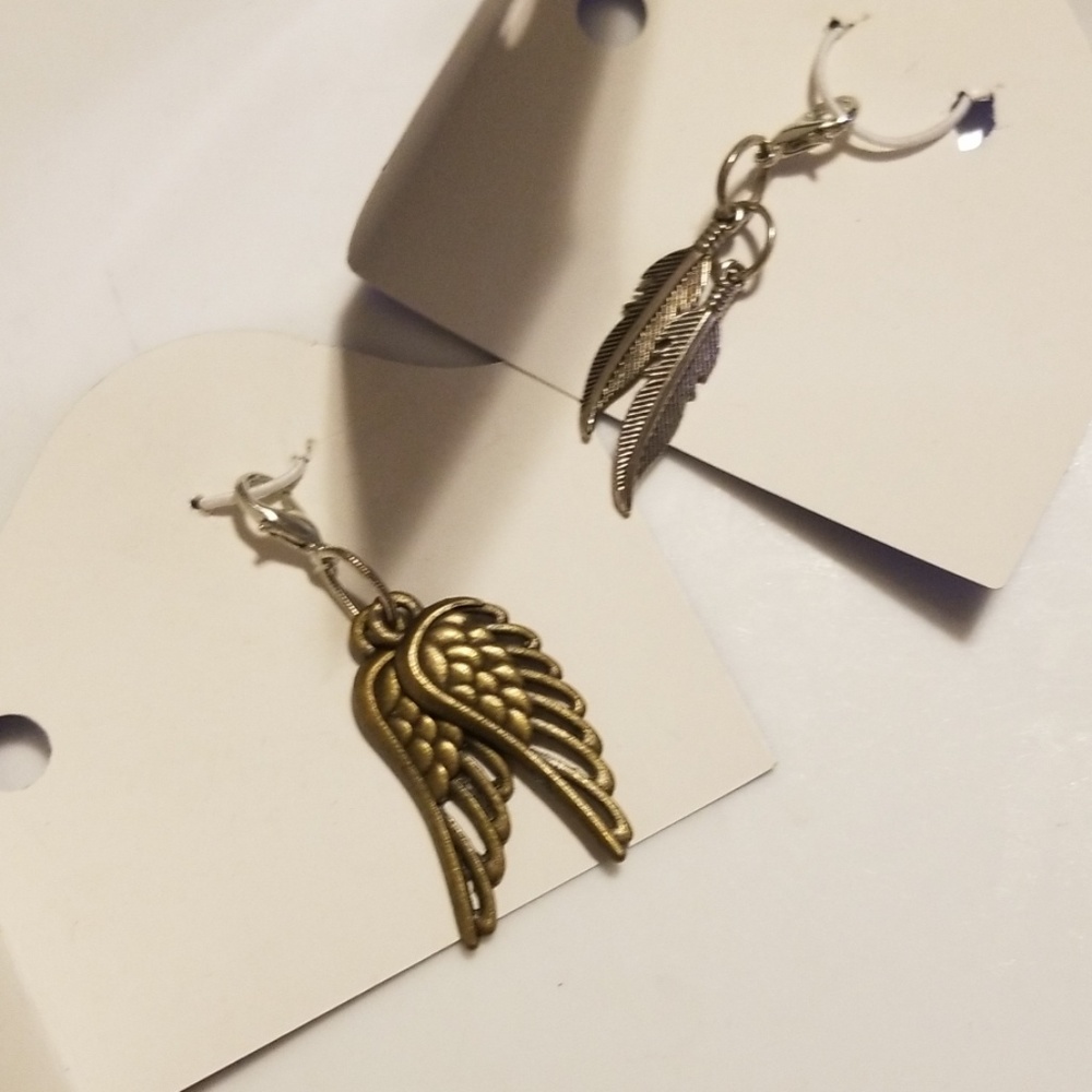 Clip on charms for memory locket